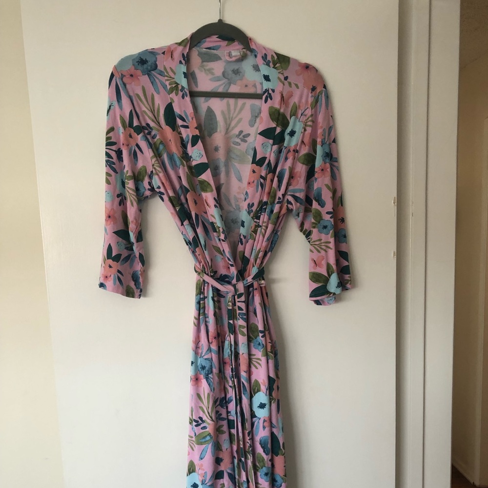 Milkmaid Goods Robe